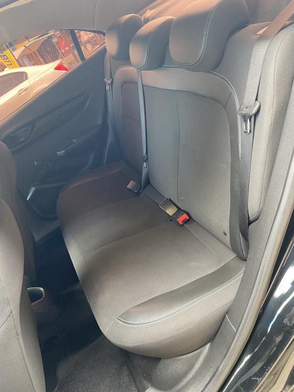 CHEVROLET Onix Sedan - Foto