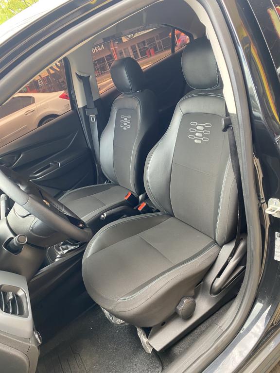 CHEVROLET Onix Sedan - Foto