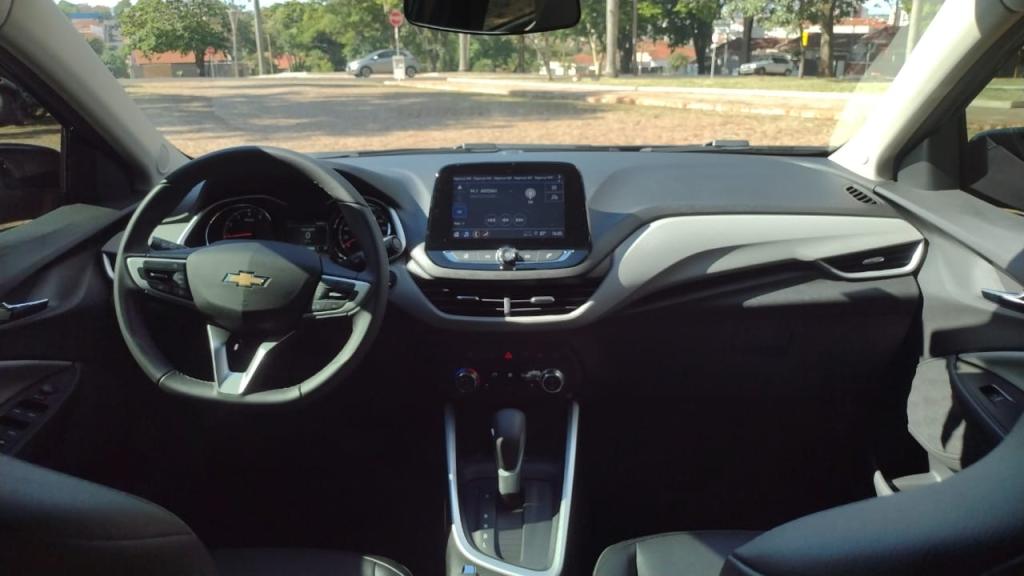 CHEVROLET Onix Sedan - Foto