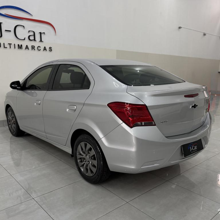 CHEVROLET Onix Sedan - Foto