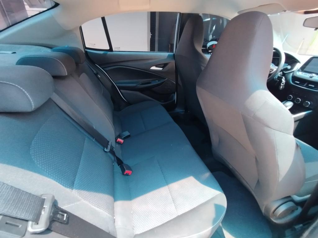 CHEVROLET Onix Sedan - Foto