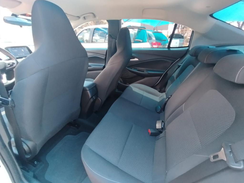 CHEVROLET Onix Sedan - Foto
