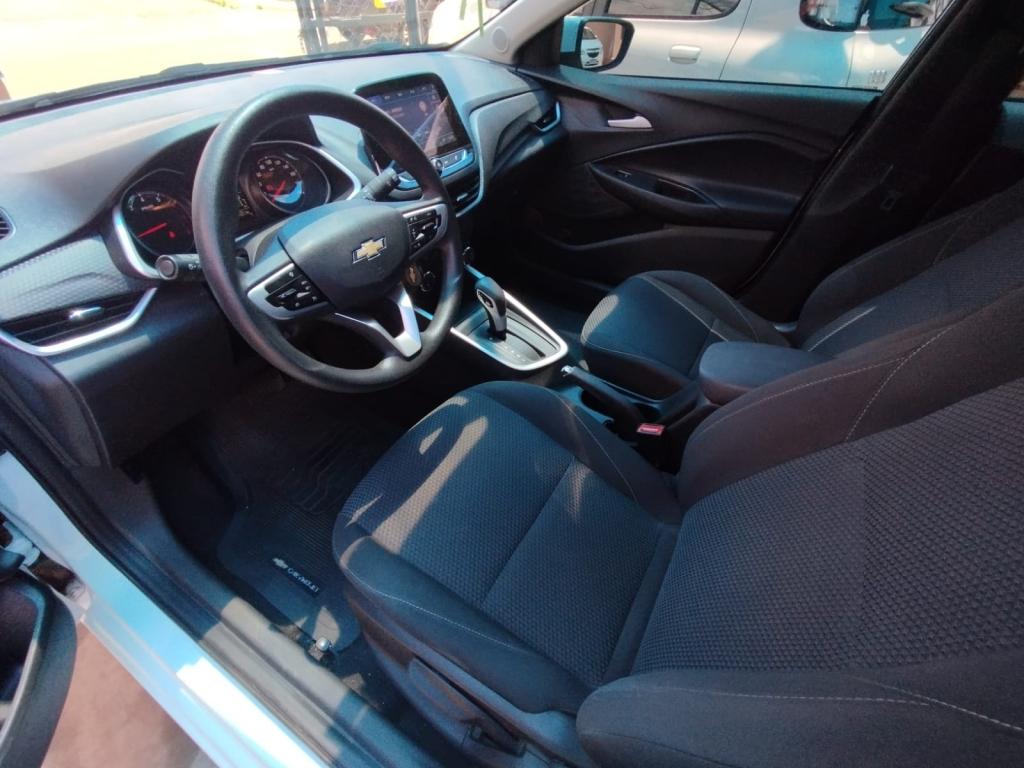 CHEVROLET Onix Sedan - Foto