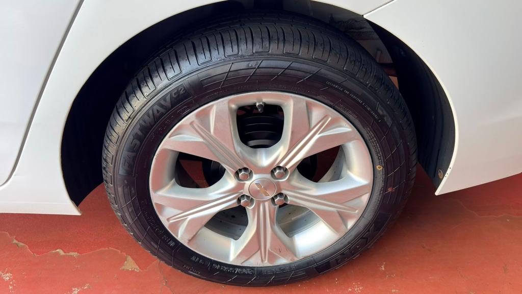 CHEVROLET Onix Sedan - Foto