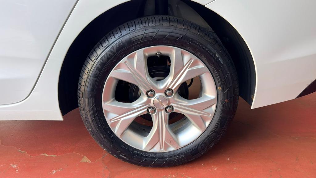 CHEVROLET Onix Sedan - Foto