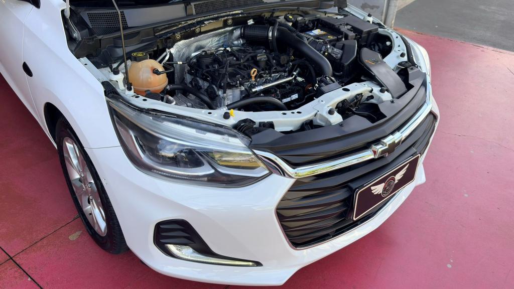 CHEVROLET Onix Sedan - Foto