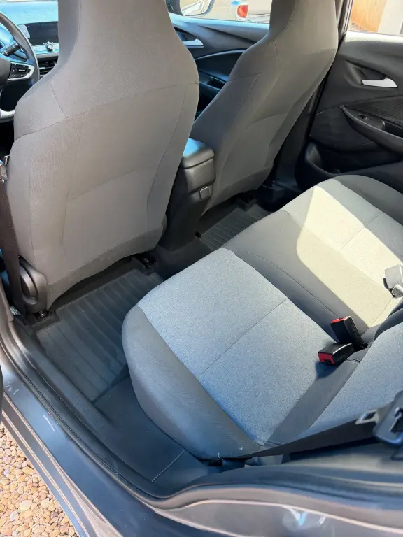 CHEVROLET Onix Sedan - Foto