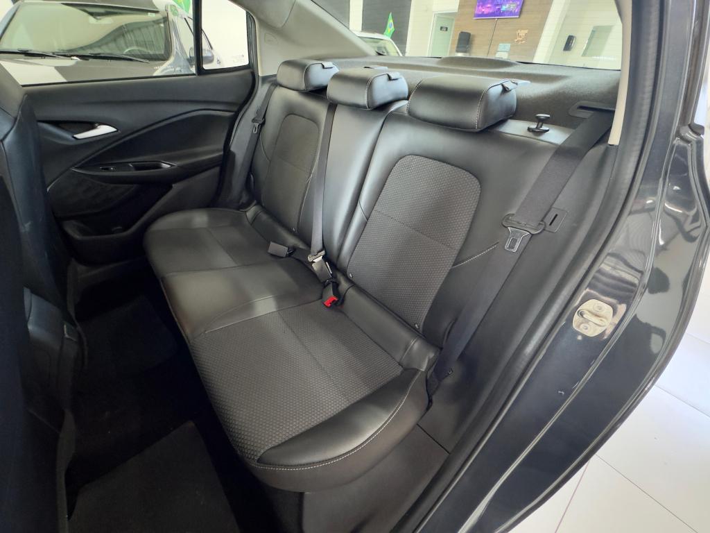 CHEVROLET Onix Sedan - Foto
