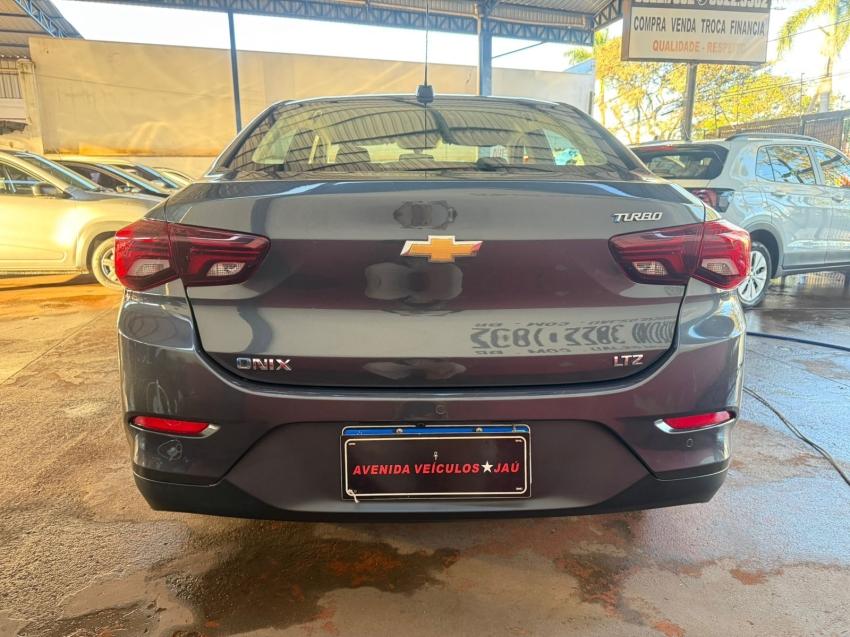 CHEVROLET Onix Sedan - Foto