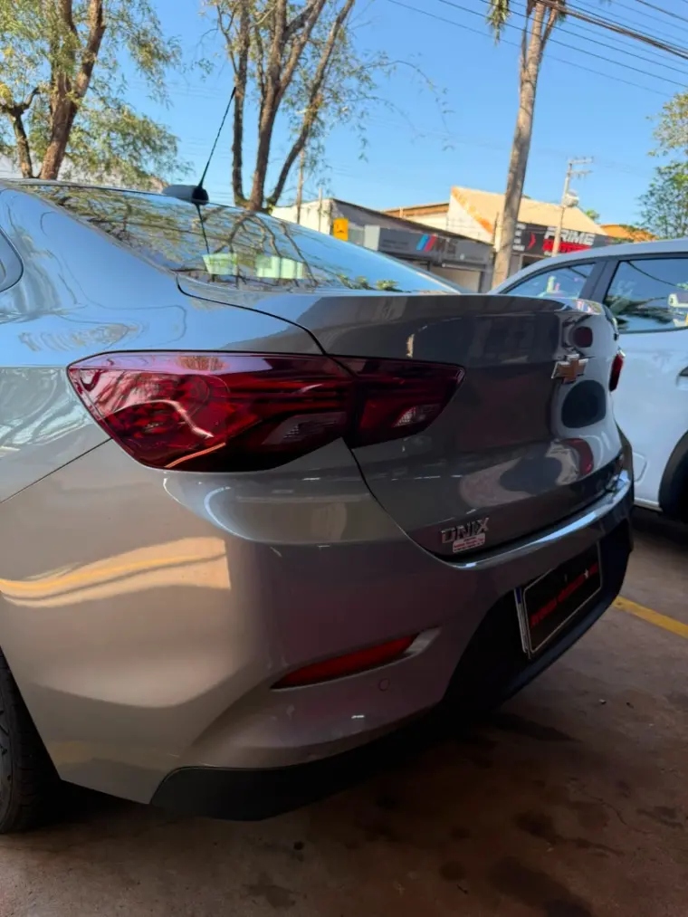 CHEVROLET Onix Sedan - Foto