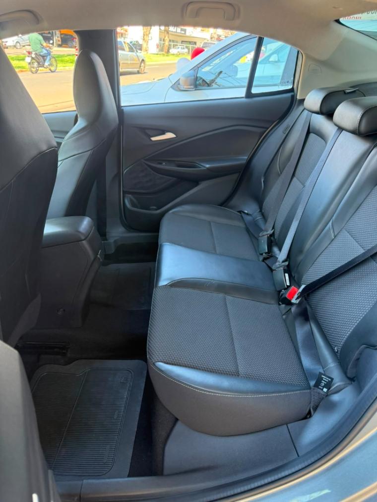CHEVROLET Onix Sedan - Foto