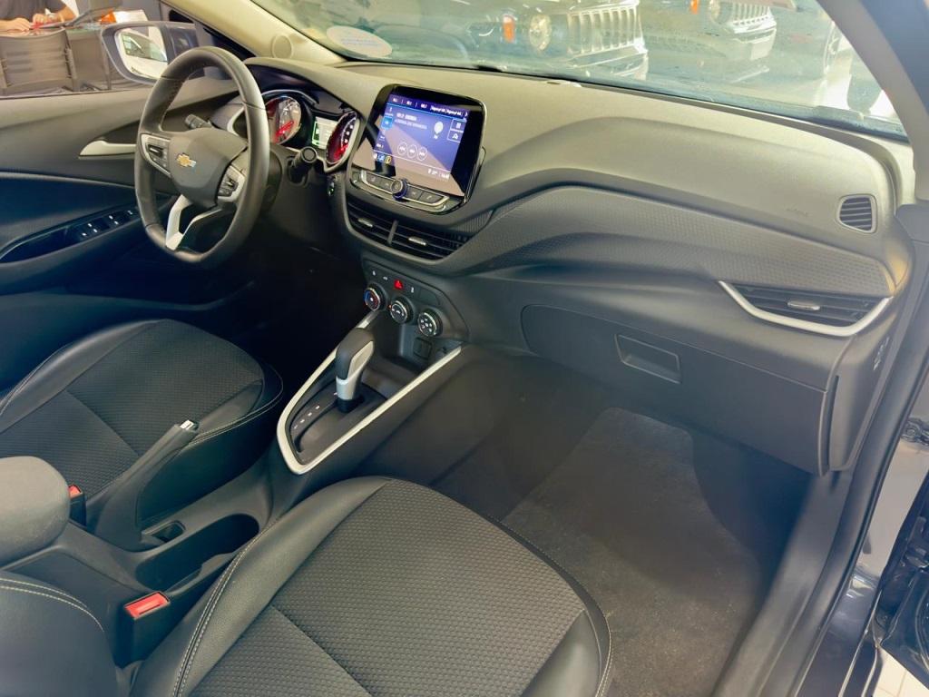 CHEVROLET Onix Sedan - Foto