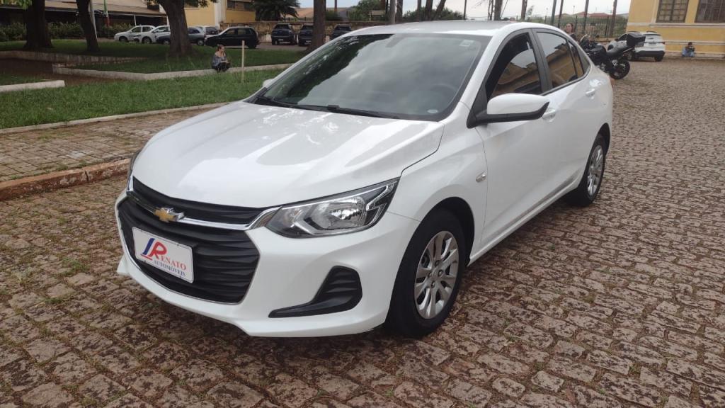 CHEVROLET Onix Sedan - Foto