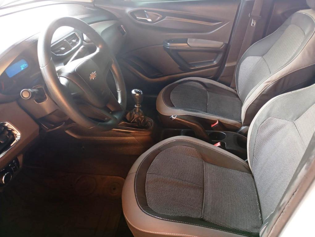 CHEVROLET Prisma - Foto