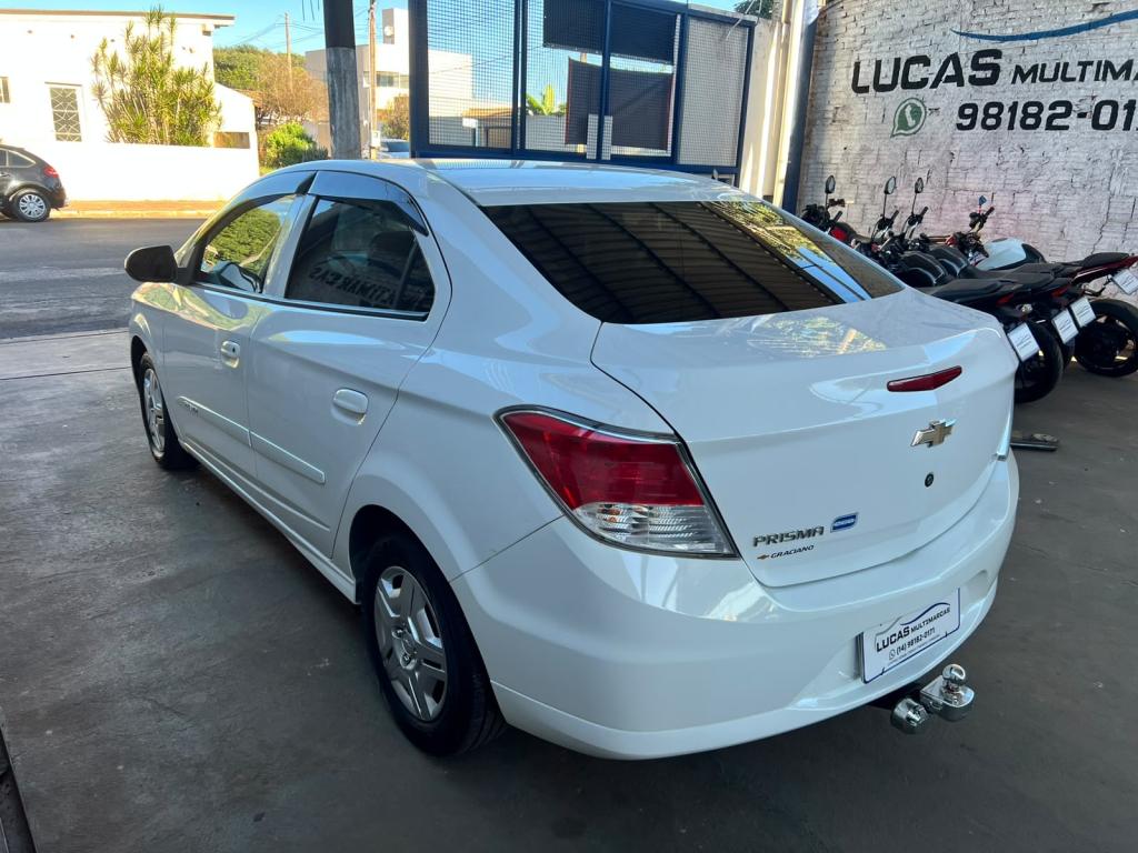 CHEVROLET Prisma - Foto