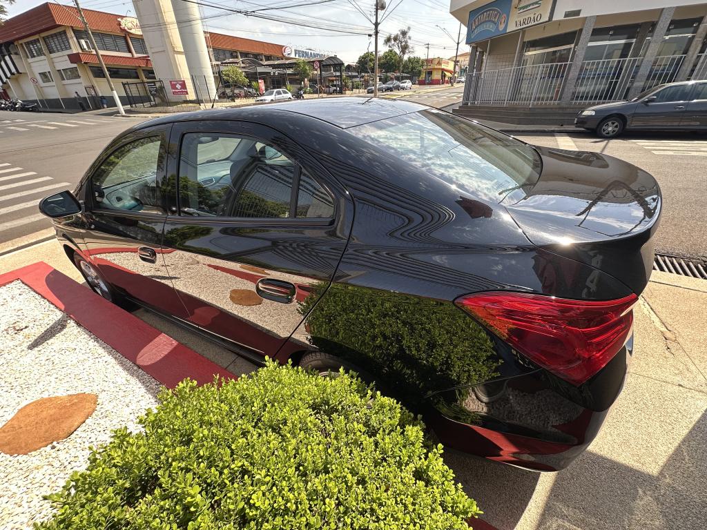 CHEVROLET Prisma - Foto