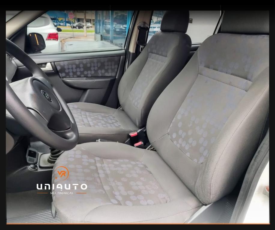 CHEVROLET Prisma - Foto