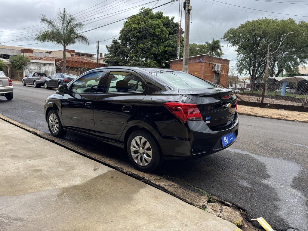 CHEVROLET Prisma - Foto