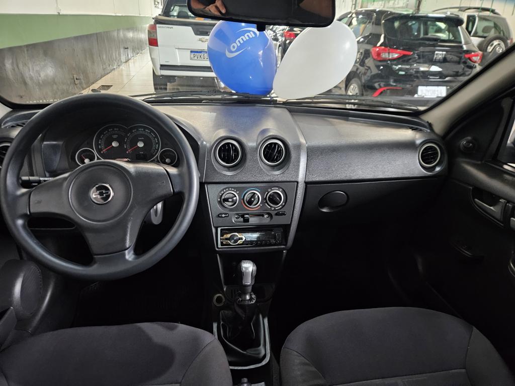 CHEVROLET Prisma - Foto