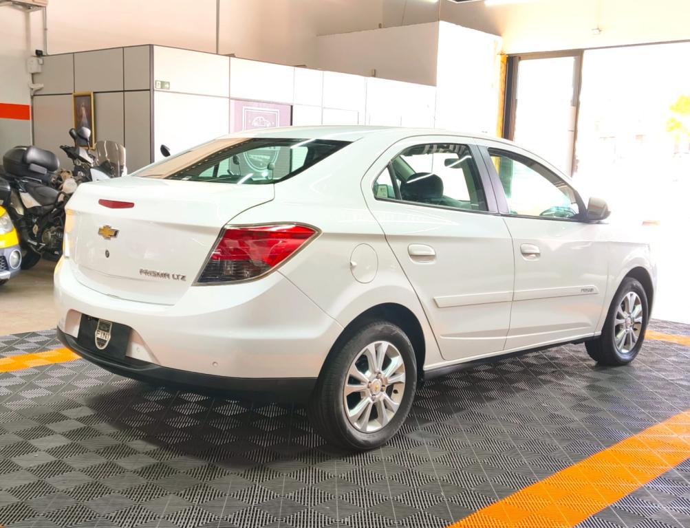 CHEVROLET Prisma - Foto