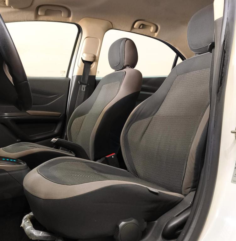 CHEVROLET Prisma - Foto