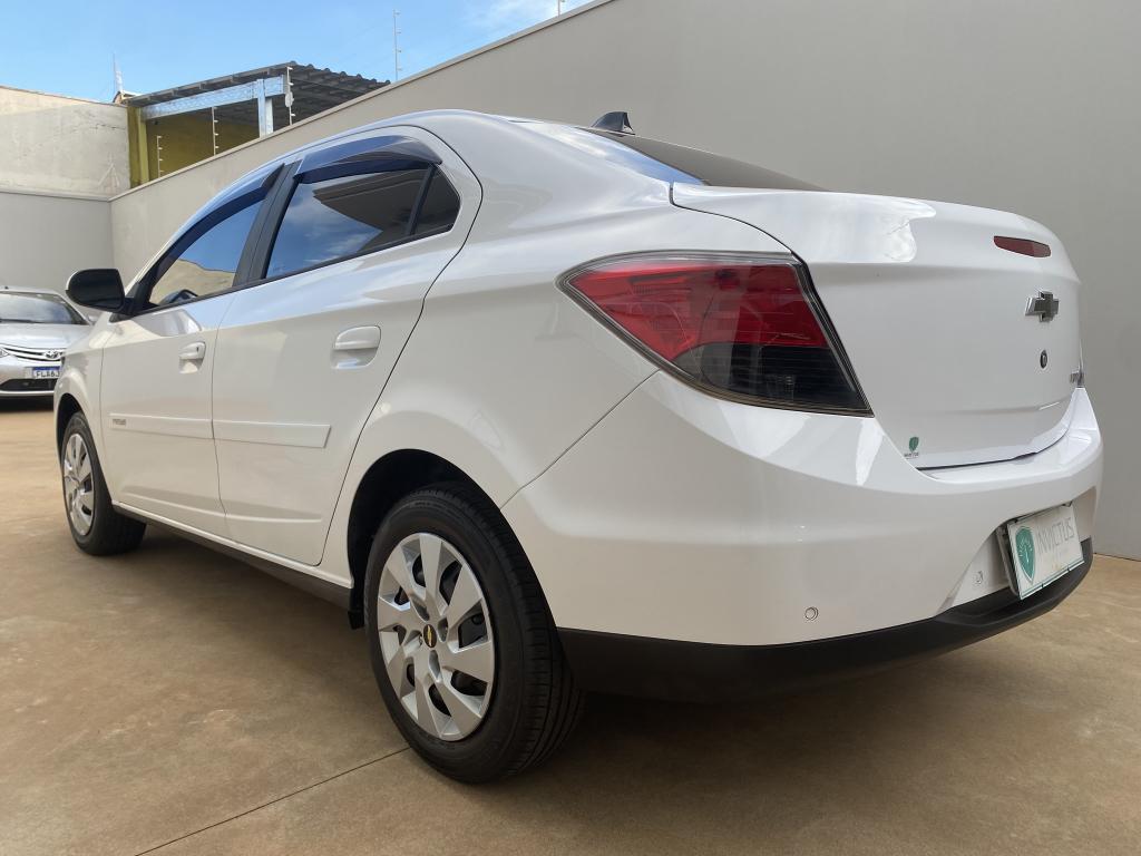 CHEVROLET Prisma - Foto