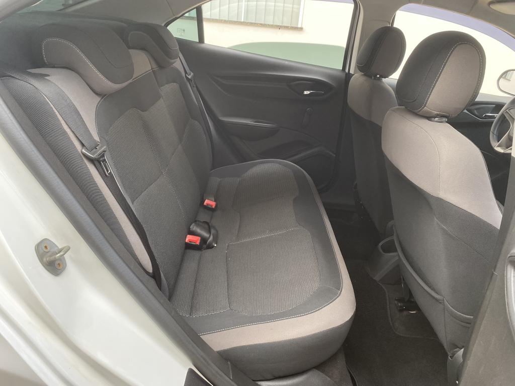 CHEVROLET Prisma - Foto