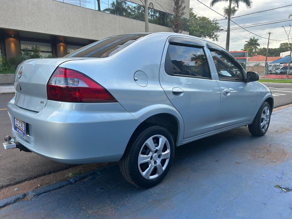 CHEVROLET Prisma - Foto