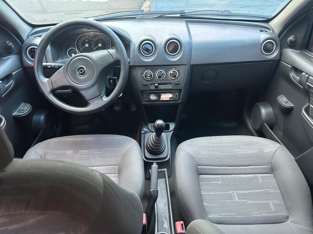 CHEVROLET Prisma - Foto