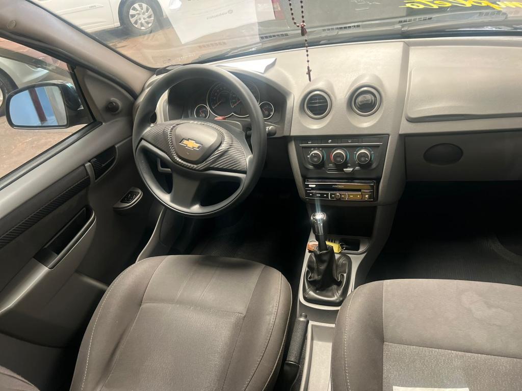 CHEVROLET Prisma - Foto