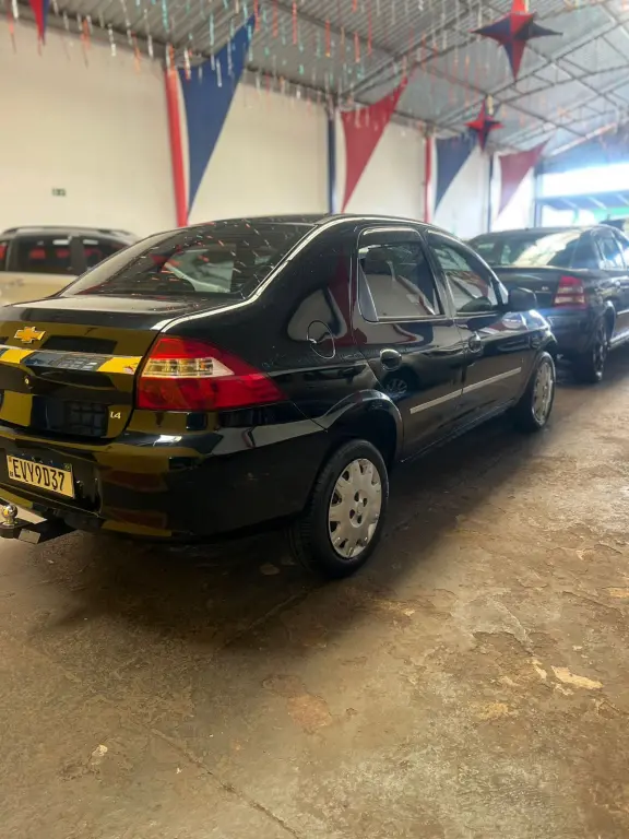 CHEVROLET Prisma - Foto