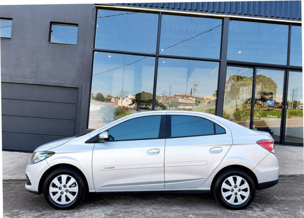CHEVROLET Prisma - Foto