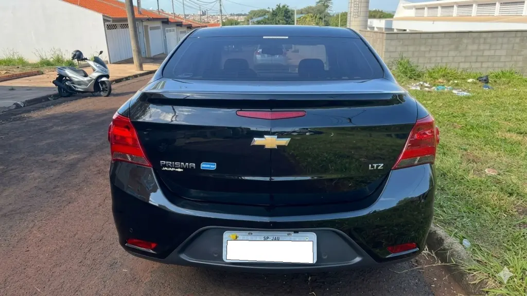 CHEVROLET Prisma - Foto