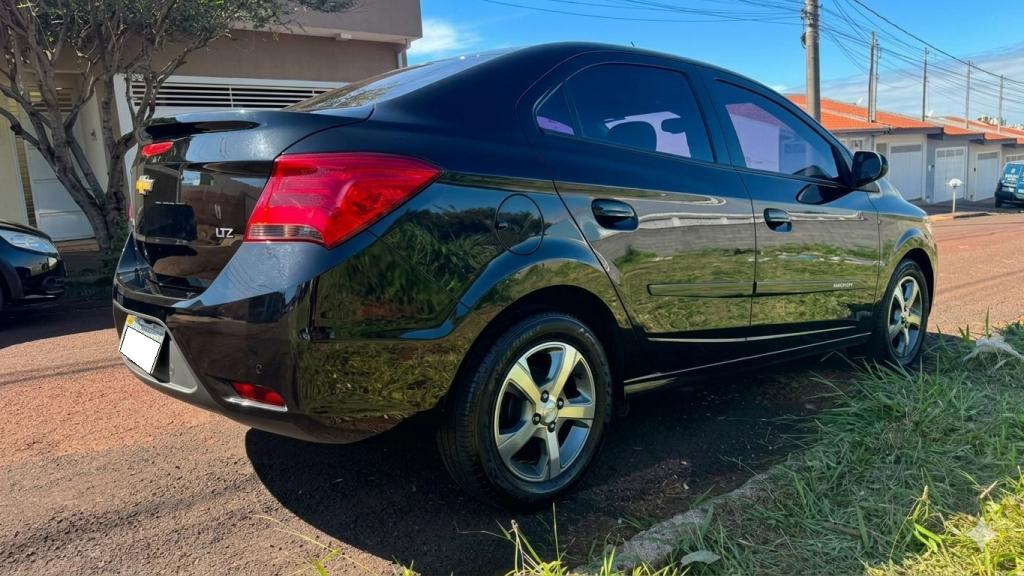 CHEVROLET Prisma - Foto
