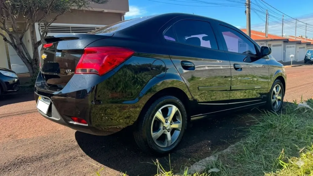 CHEVROLET Prisma - Foto