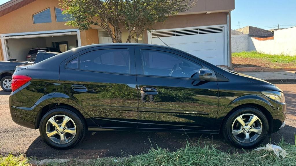 CHEVROLET Prisma - Foto