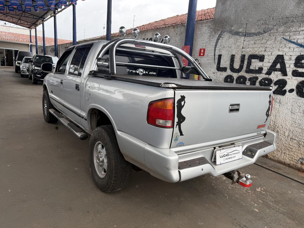 CHEVROLET S10 - Foto