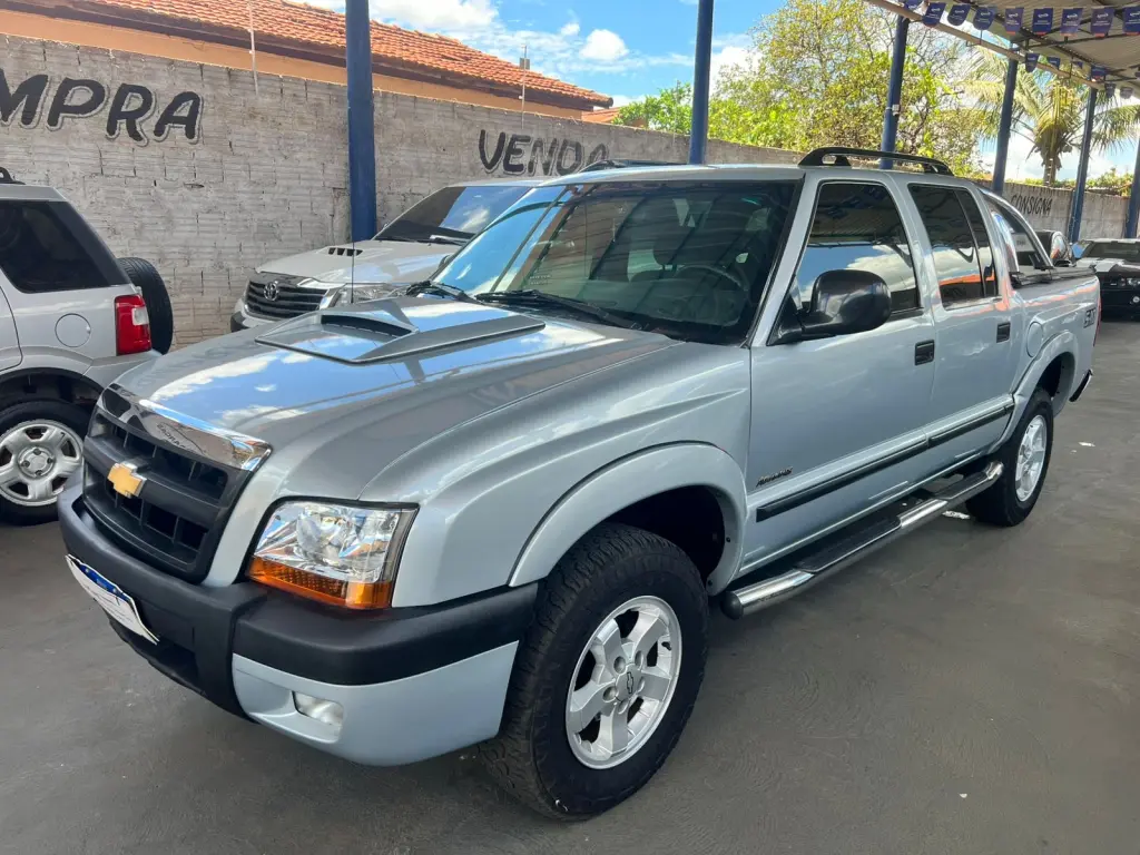 CHEVROLET S10