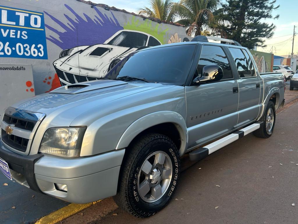 CHEVROLET S10