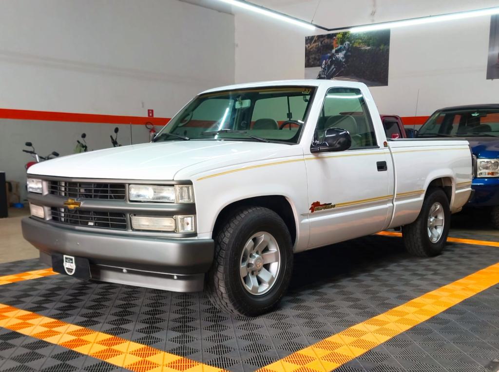 CHEVROLET Silverado - Foto