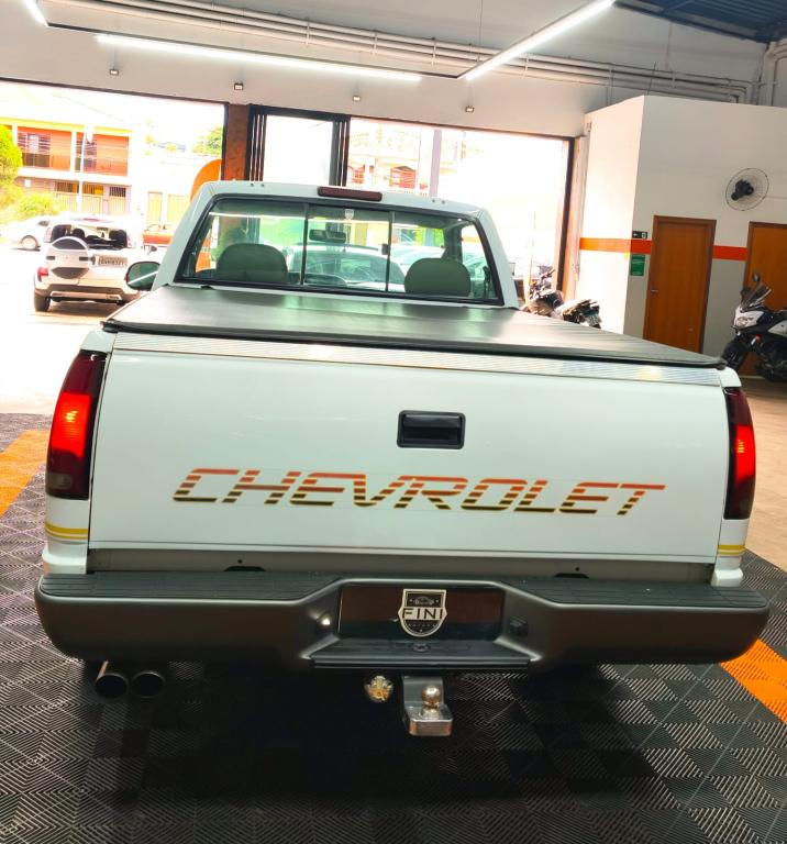 CHEVROLET Silverado - Foto