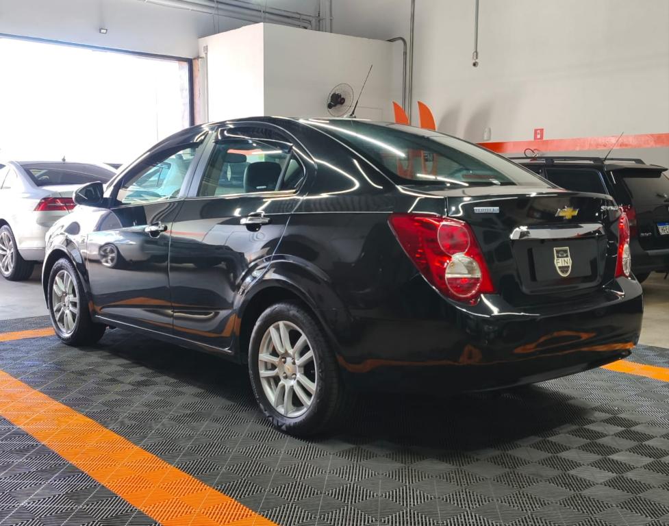 CHEVROLET Sonic Sedan - Foto