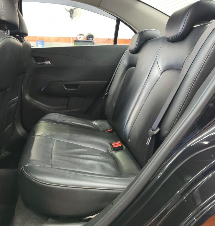 CHEVROLET Sonic Sedan - Foto