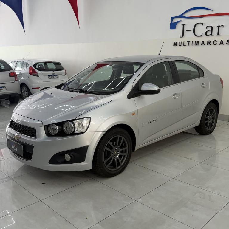 CHEVROLET Sonic Sedan - Foto