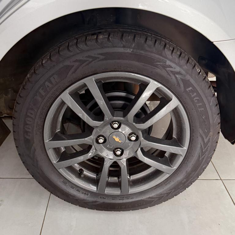 CHEVROLET Sonic Sedan - Foto