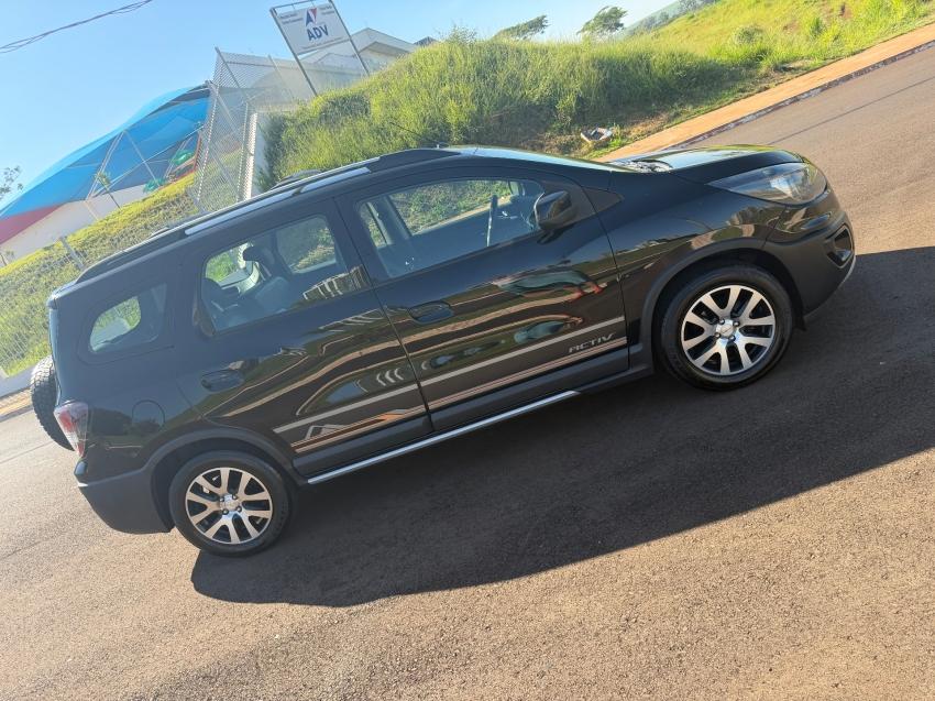 CHEVROLET Spin - Foto