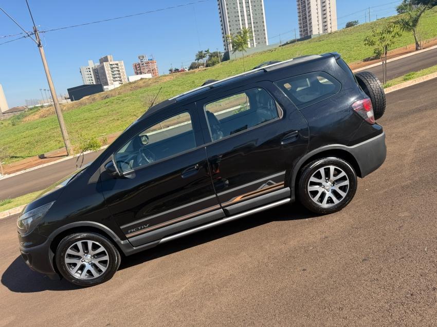 CHEVROLET Spin - Foto