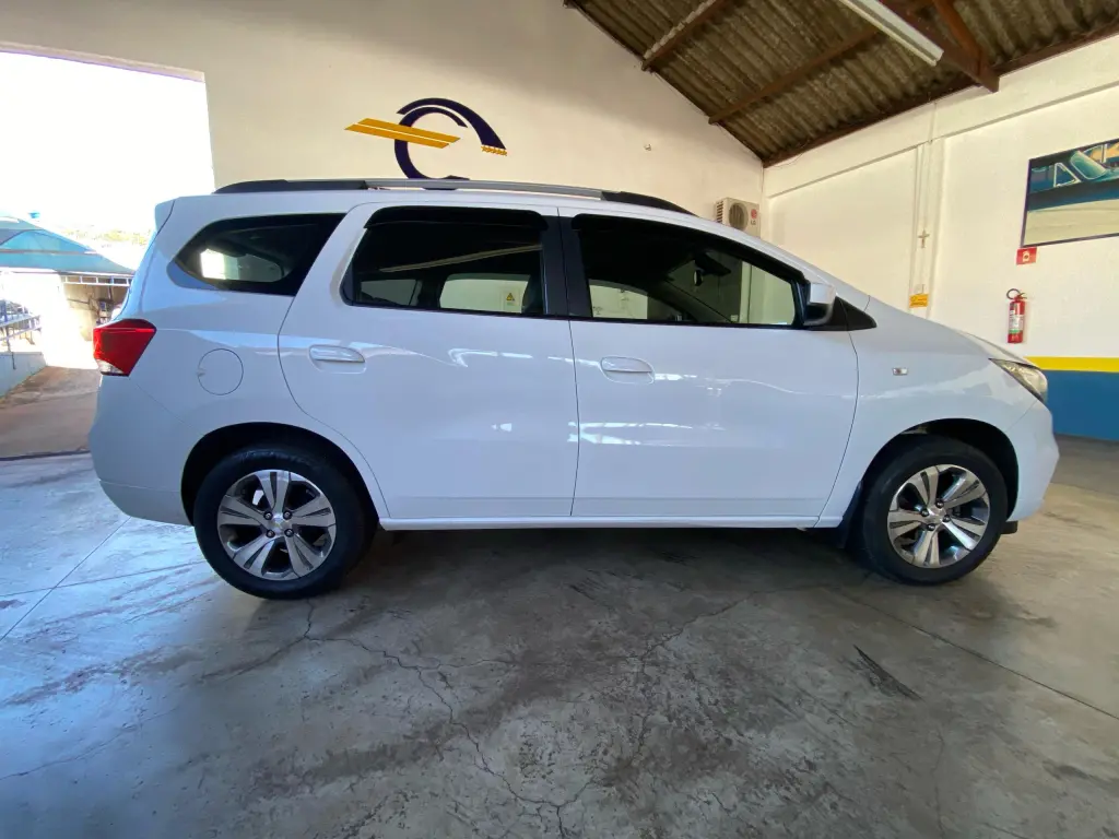 CHEVROLET Spin - Foto