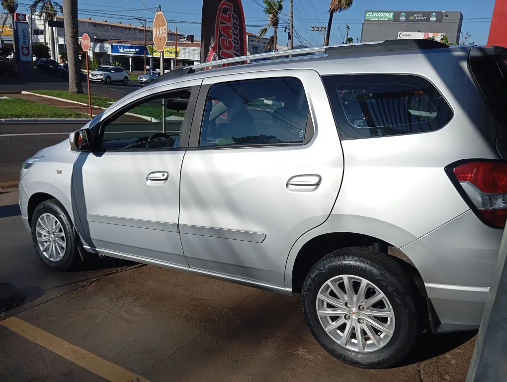 CHEVROLET Spin - Foto