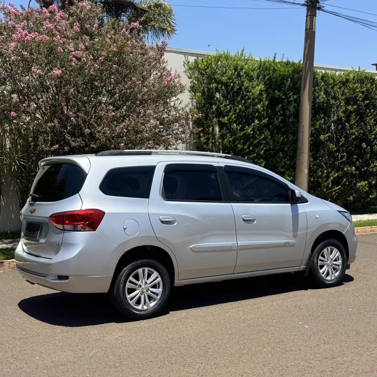 CHEVROLET Spin - Foto